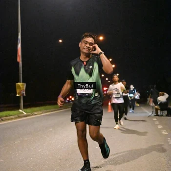 Runner Photo 7726899