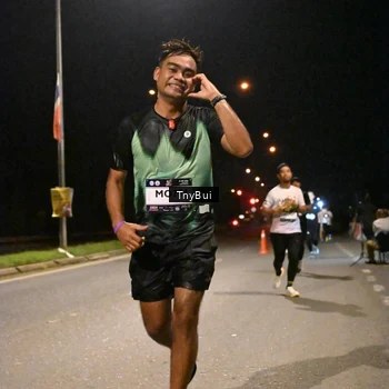 Runner Photo 7726901
