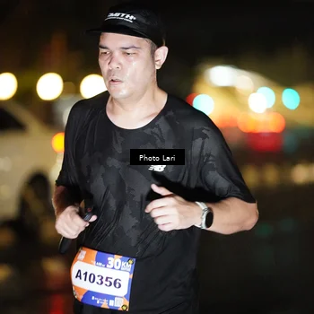 Runner Photo 7726909