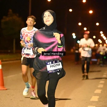 Runner Photo 7726918