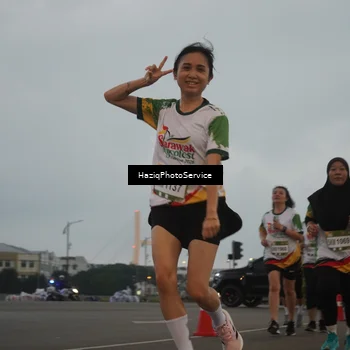 Runner Photo 7726938