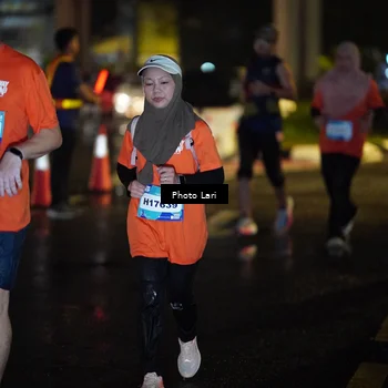 Runner Photo 7726945