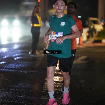 Runner Photo 7726946