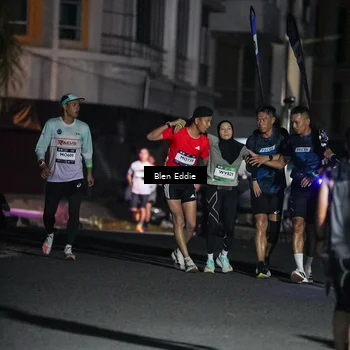 Runner Photo 7726947