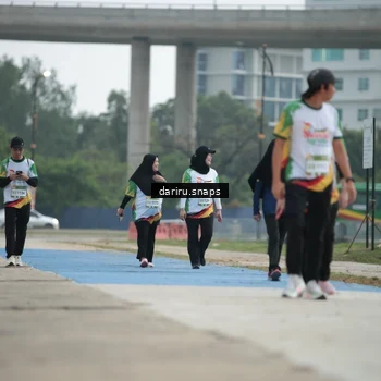 Runner Photo 7726948