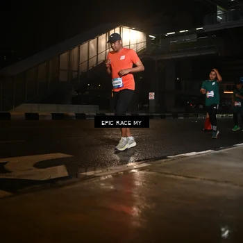 Runner Photo 7726971