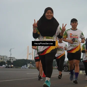 Runner Photo 7726978
