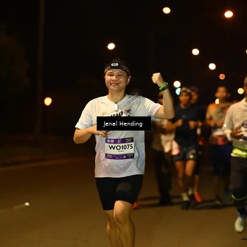 Runner Photo 7727009