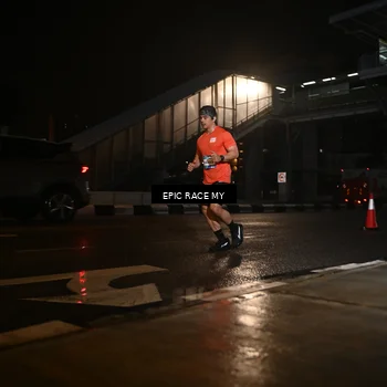 Runner Photo 7727031