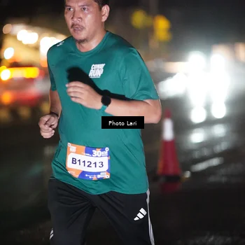 Runner Photo 7727037