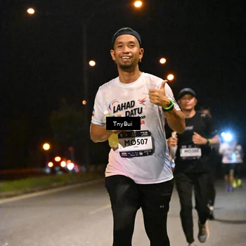 Runner Photo 7727038