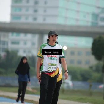 Runner Photo 7727064
