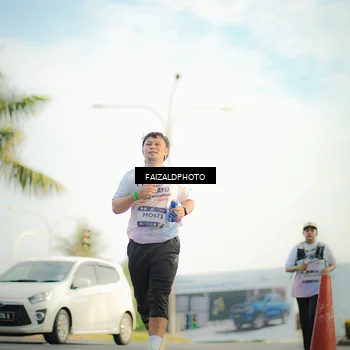 Runner Photo 7727071
