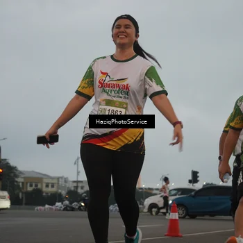Runner Photo 7727082