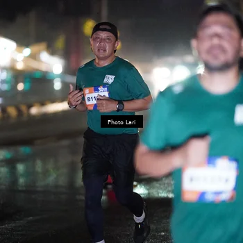 Runner Photo 7727089