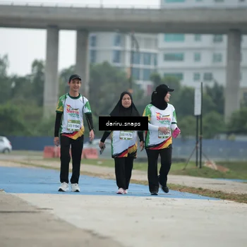 Runner Photo 7727101