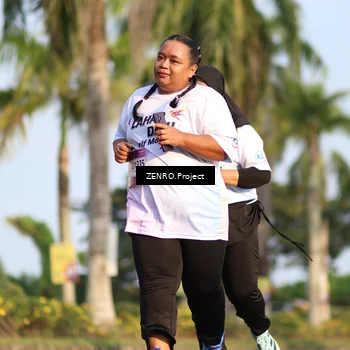 Runner Photo 7727102