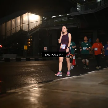 Runner Photo 7727126