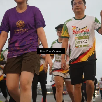 Runner Photo 7727135