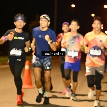 Runner Photo 7727136