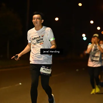 Runner Photo 7727139