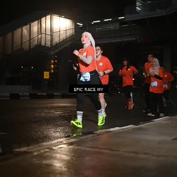 Runner Photo 7727154