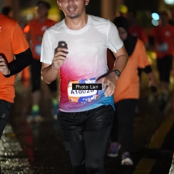 Runner Photo 7727156