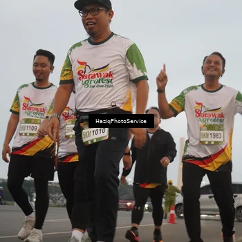 Runner Photo 7727158