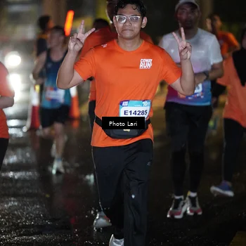 Runner Photo 7727159