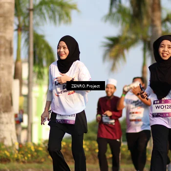 Runner Photo 7727180