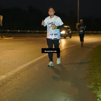 Runner Photo 7727219