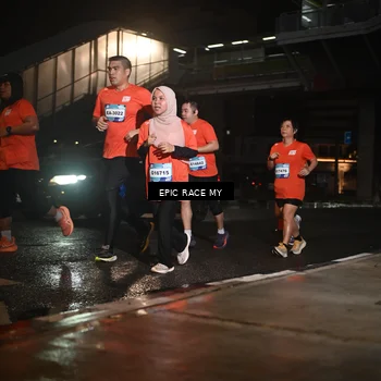 Runner Photo 7727258