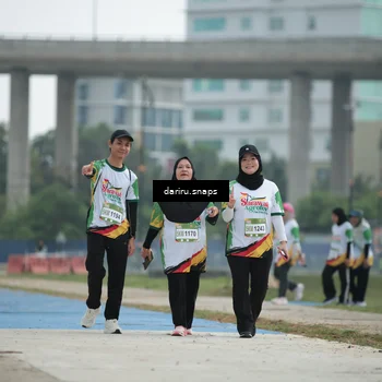 Runner Photo 7727292