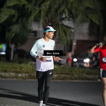 Runner Photo 7727299