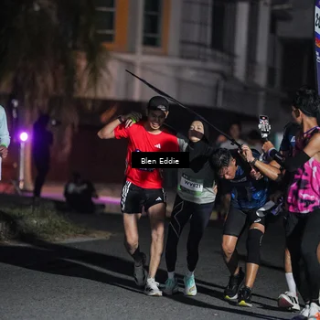 Runner Photo 7727301