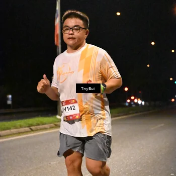 Runner Photo 7727315