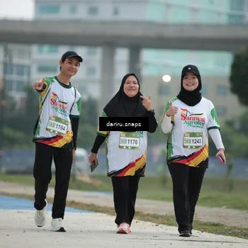 Runner Photo 7727316