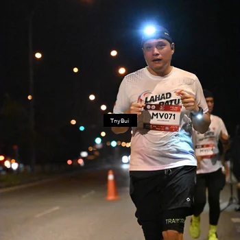 Runner Photo 7727365