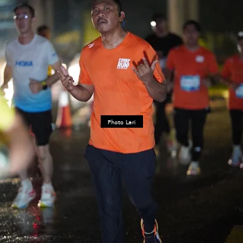 Runner Photo 7727366