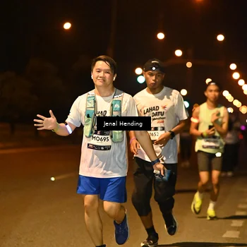 Runner Photo 7727380