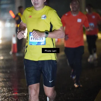 Runner Photo 7727415