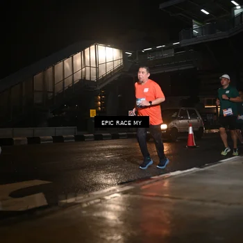 Runner Photo 7727425