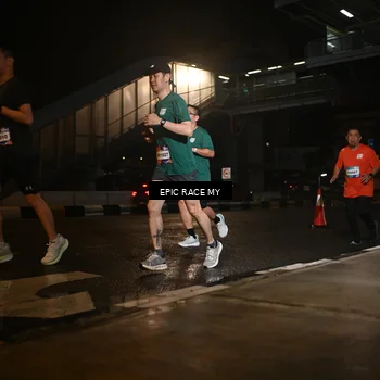 Runner Photo 7727428