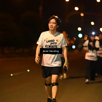 Runner Photo 7727452