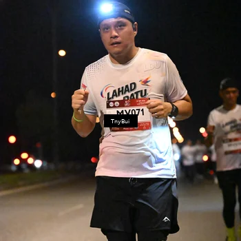 Runner Photo 7727453
