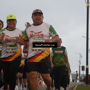 Runner Photo 7727457