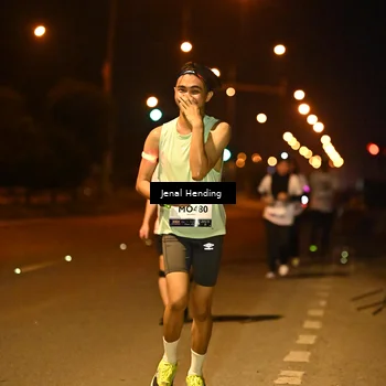 Runner Photo 7727458