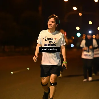 Runner Photo 7727470