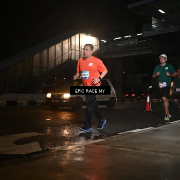 Runner Photo 7727480