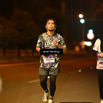 Runner Photo 7727490
